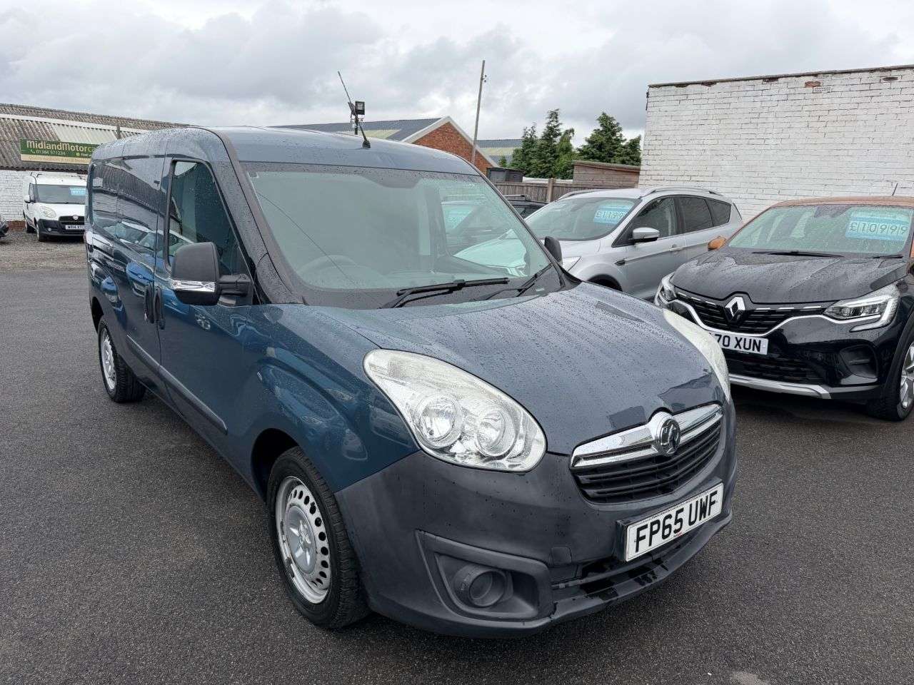 A 2015 VAUXHALL COMBO 1.3 CDTi 2300 ecoFLEX 16v Panel Van 3dr Diesel Manual FWD L2 H1 (s/s) (129 A 2015 VAUXHALL COMBO 1.3 CDTi 2300 ecoFLEX 16v Panel Van 3dr Diesel Manual FWD L2 H1 (s/s) (129