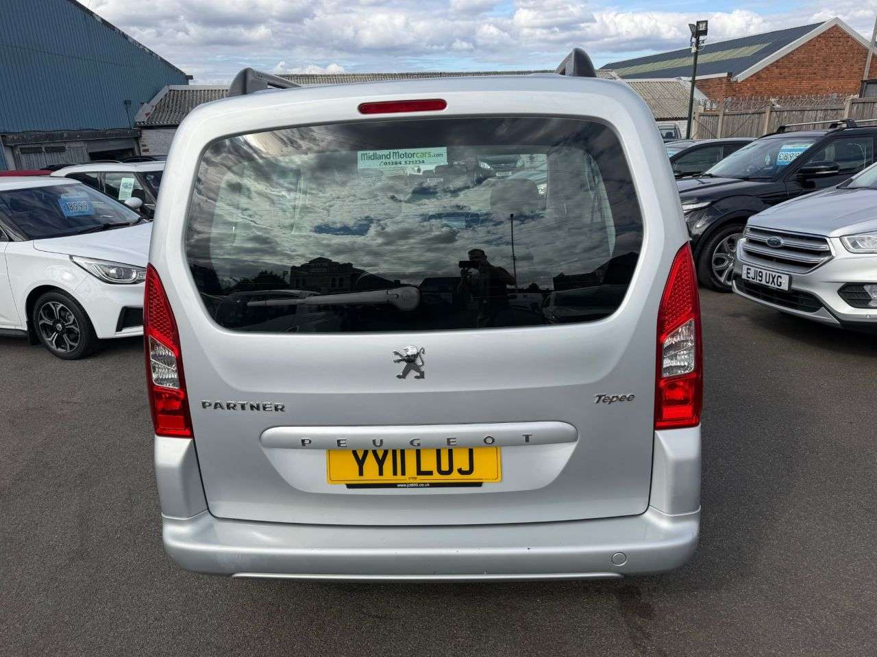2011 PEUGEOT PARTNER TEPEE 2011 PEUGEOT PARTNER TEPEE