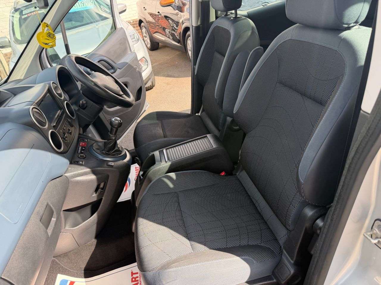 2011 PEUGEOT PARTNER TEPEE 2011 PEUGEOT PARTNER TEPEE