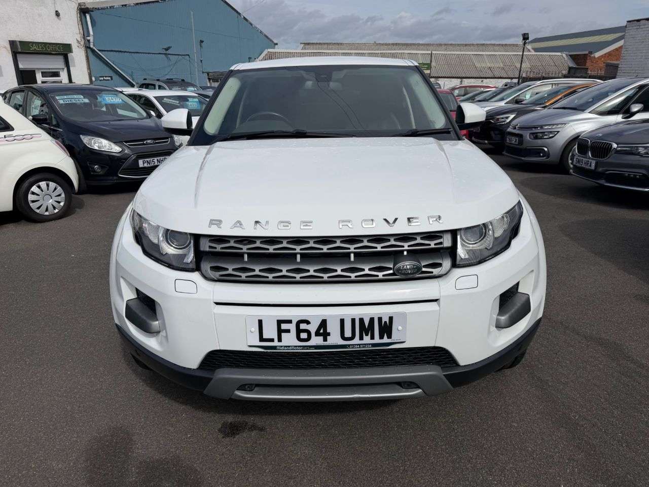 A 2014 LAND ROVER RANGE ROVER EVOQUE 2.2 SD4 Pure Tech SUV 5dr Diesel Auto 4WD Euro 5 (s/s) (190 ps) LEATHER-DAB A 2014 LAND ROVER RANGE ROVER EVOQUE 2.2 SD4 Pure Tech SUV 5dr Diesel Auto 4WD Euro 5 (s/s) (190 ps) LEATHER-DAB