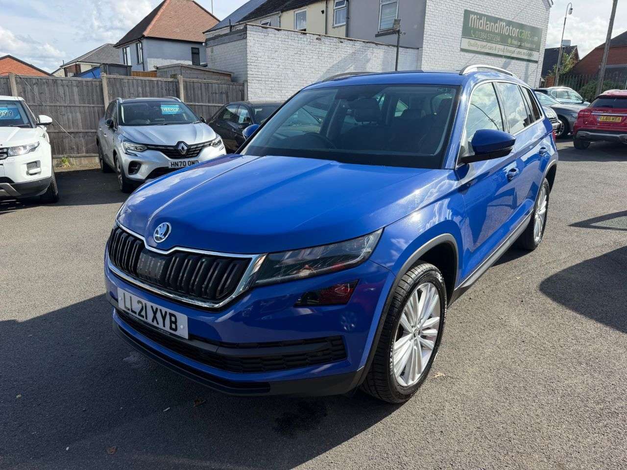 A 2021 SKODA KODIAQ 1.5 TSI ACT SE L SUV 5dr Petrol DSG Euro 6 (s/s) (7 Seat) (150 ps) APPLE/AN A 2021 SKODA KODIAQ 1.5 TSI ACT SE L SUV 5dr Petrol DSG Euro 6 (s/s) (7 Seat) (150 ps) APPLE/AN