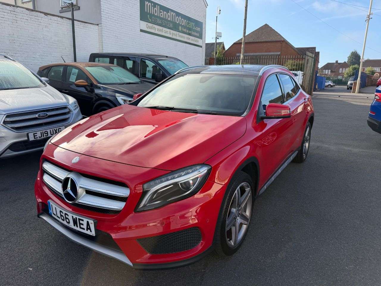 A 2016 MERCEDES-BENZ GLA 2.1 GLA200d AMG Line (Premium Plus) SUV 5dr Diesel 7G-DCT Euro 6 (s/s) (136 A 2016 MERCEDES-BENZ GLA 2.1 GLA200d AMG Line (Premium Plus) SUV 5dr Diesel 7G-DCT Euro 6 (s/s) (136