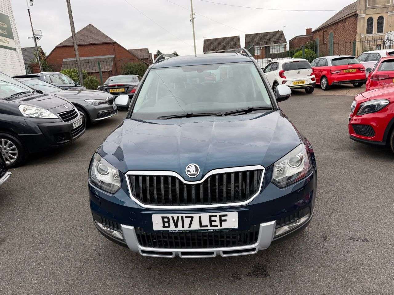 A 2017 SKODA YETI 1.4 TSI Laurin & Klement Outdoor 5dr Petrol Manual 4WD Euro 6 (s/s) (150 ps A 2017 SKODA YETI 1.4 TSI Laurin & Klement Outdoor 5dr Petrol Manual 4WD Euro 6 (s/s) (150 ps