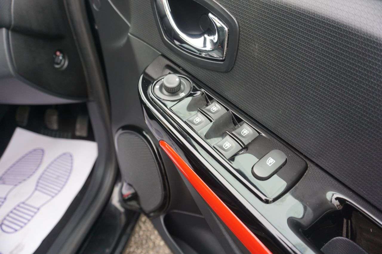 2014 RENAULT CLIO 2014 RENAULT CLIO