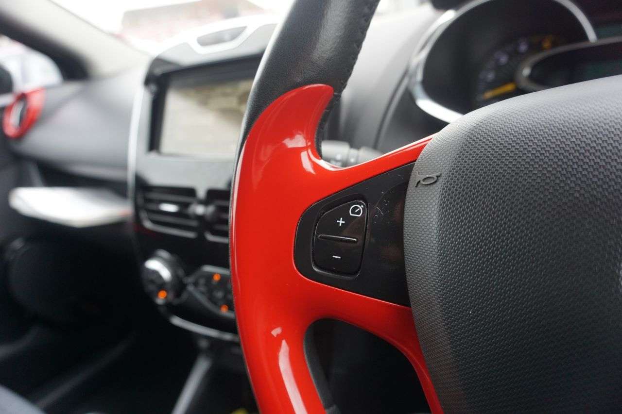 2014 RENAULT CLIO 2014 RENAULT CLIO