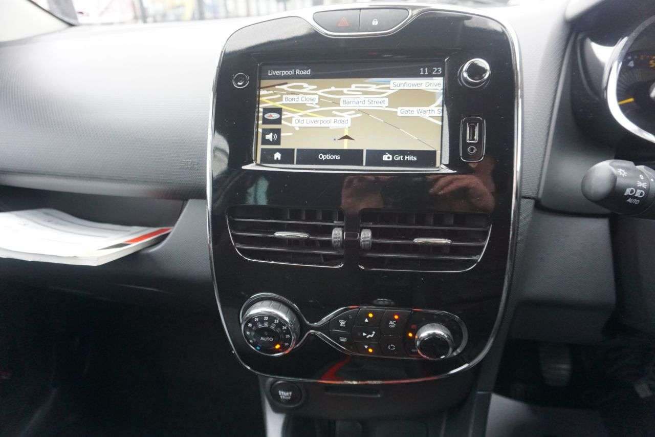 2014 RENAULT CLIO 2014 RENAULT CLIO