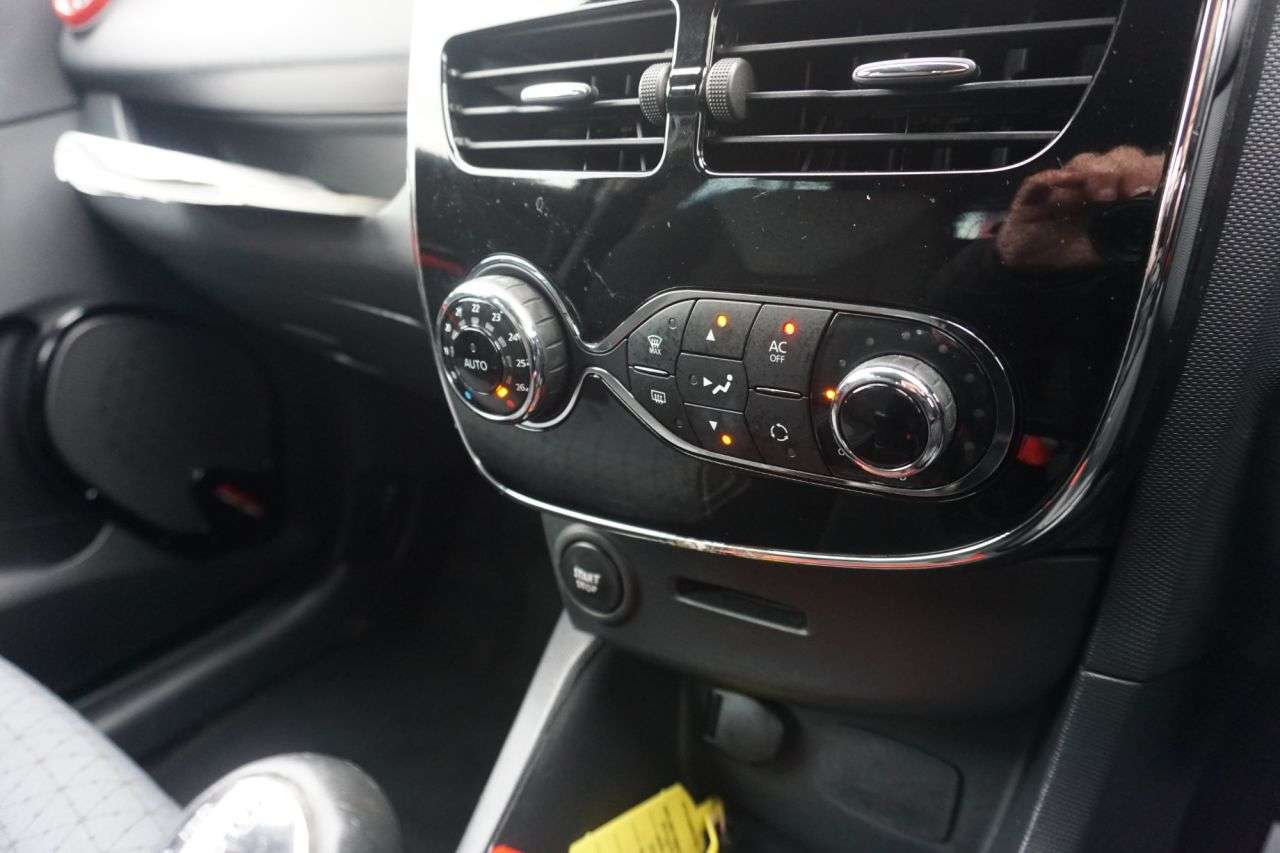 2014 RENAULT CLIO 2014 RENAULT CLIO