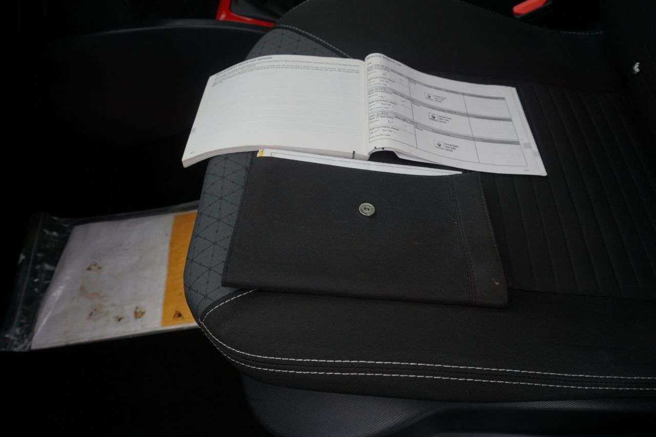 2014 RENAULT CLIO 2014 RENAULT CLIO