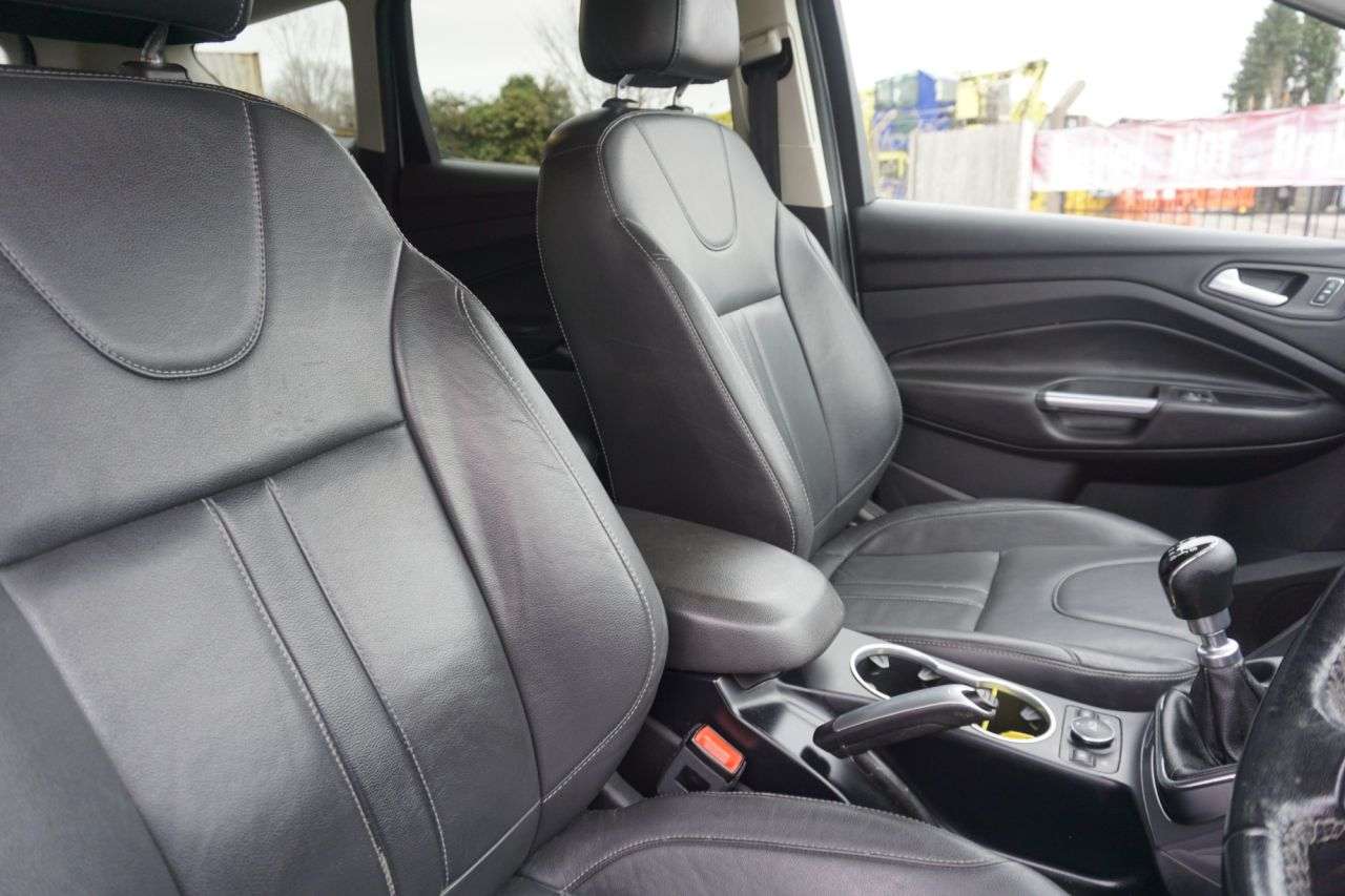 2015 FORD KUGA 2015 FORD KUGA