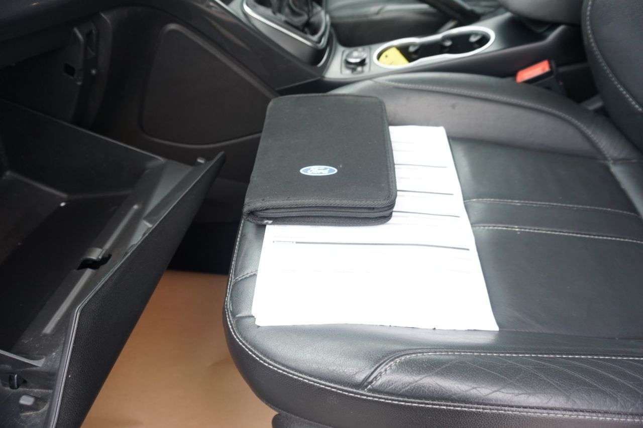 2015 FORD KUGA 2015 FORD KUGA