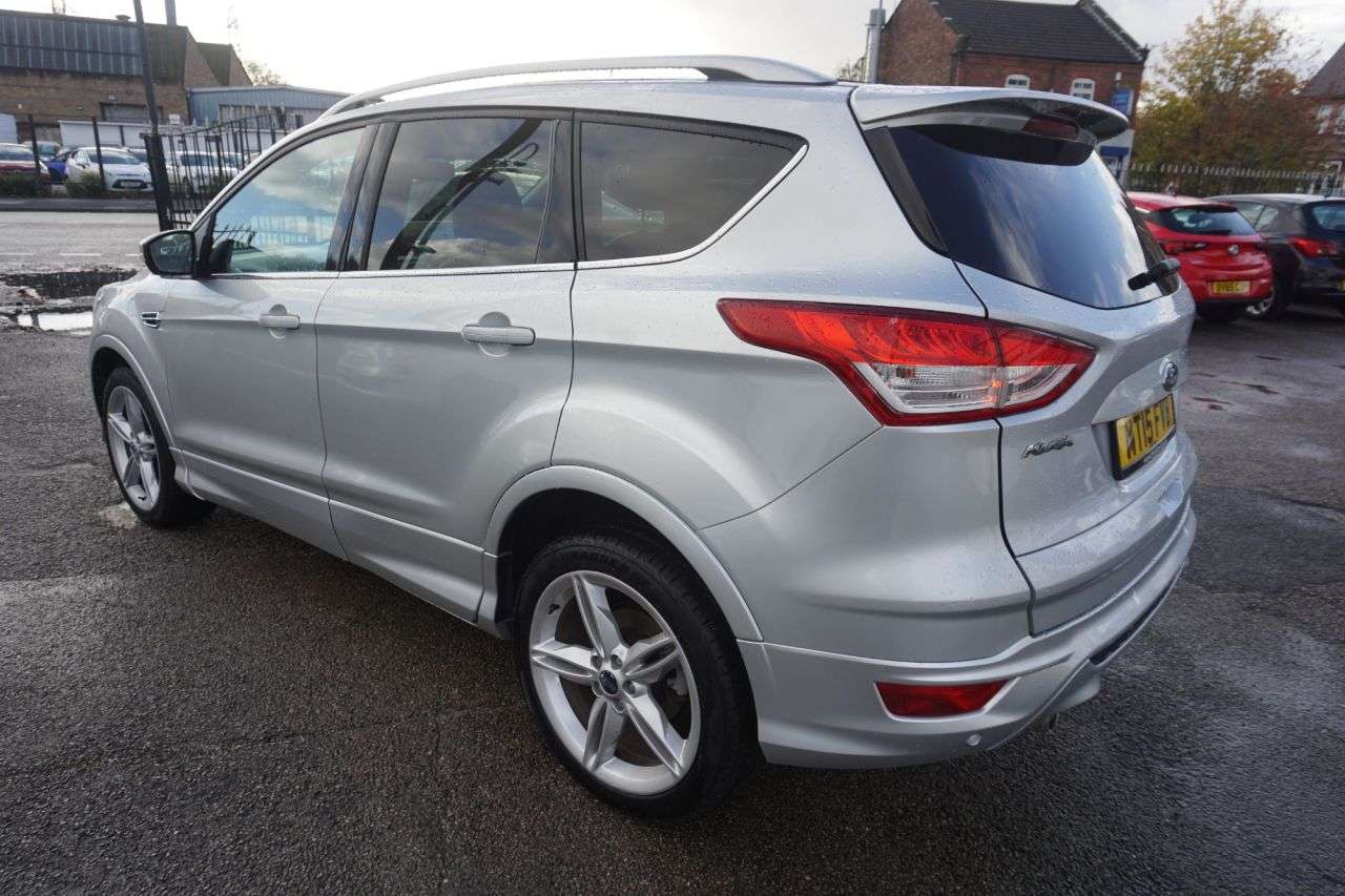 A 2015 FORD KUGA 2.0 TDCi Titanium X Sport SUV 5dr Diesel Manual 2WD Euro 6 (s/s) (150 ps) 6 A 2015 FORD KUGA 2.0 TDCi Titanium X Sport SUV 5dr Diesel Manual 2WD Euro 6 (s/s) (150 ps) 6