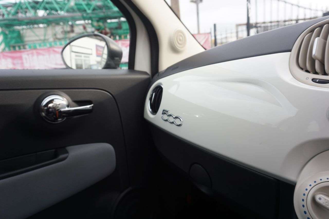 2016 FIAT 500 2016 FIAT 500