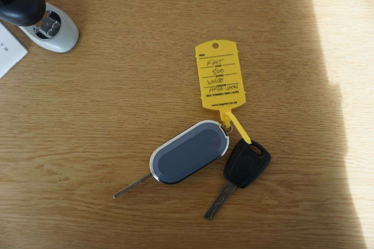 2016 FIAT 500 2016 FIAT 500