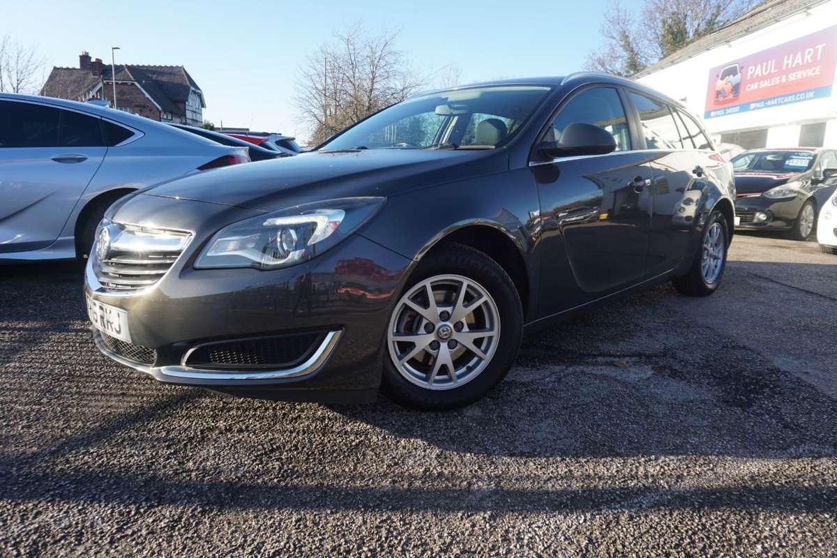 Check out this Vauxhall Insignia 2015 Diesel Manual