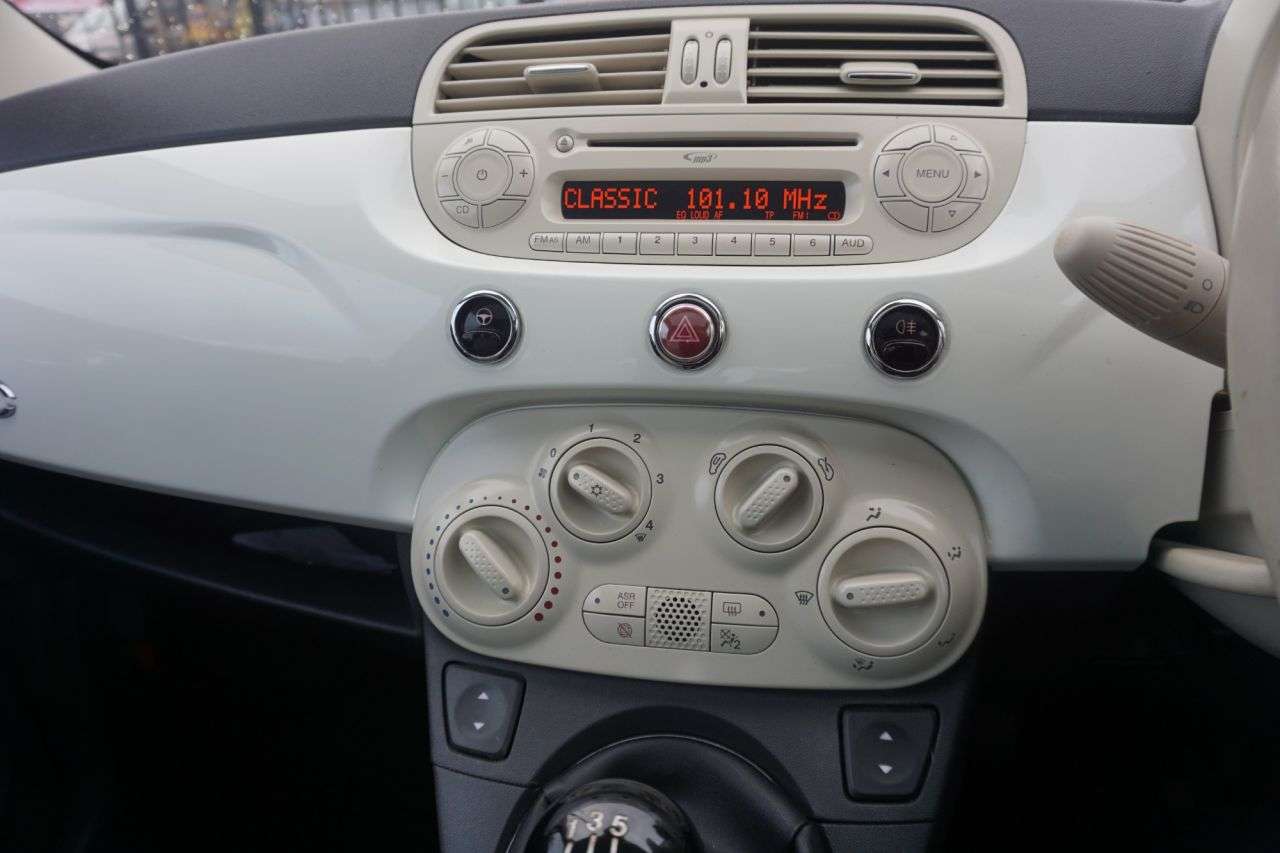 2015 FIAT 500 2015 FIAT 500