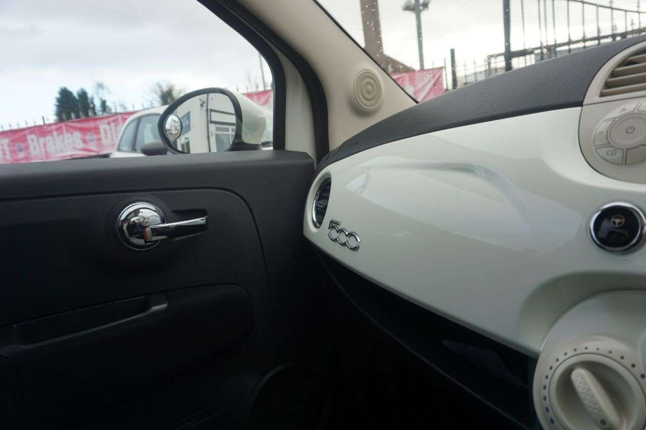 2015 FIAT 500 2015 FIAT 500