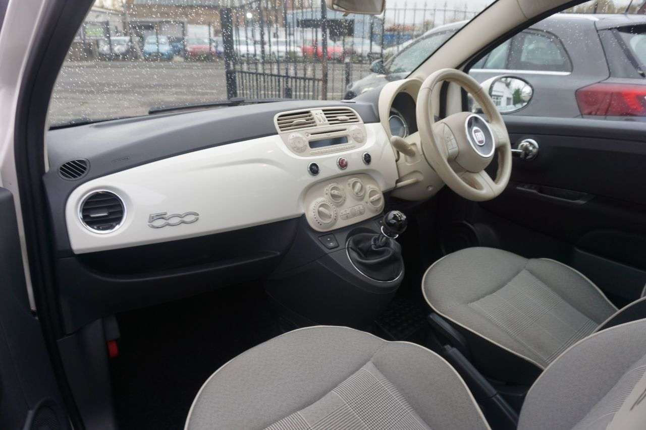 2015 FIAT 500 2015 FIAT 500