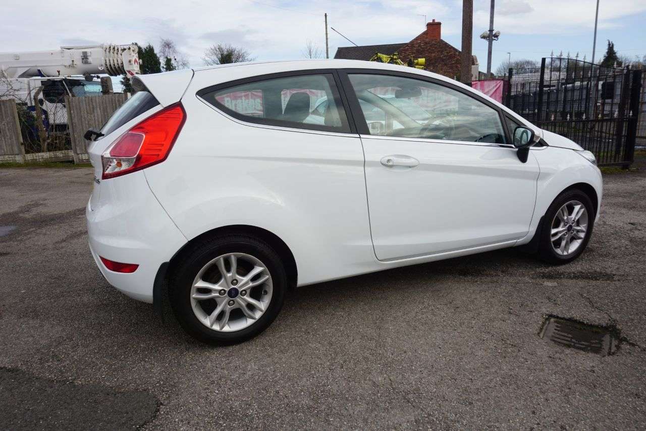 2015 FORD FIESTA 2015 FORD FIESTA
