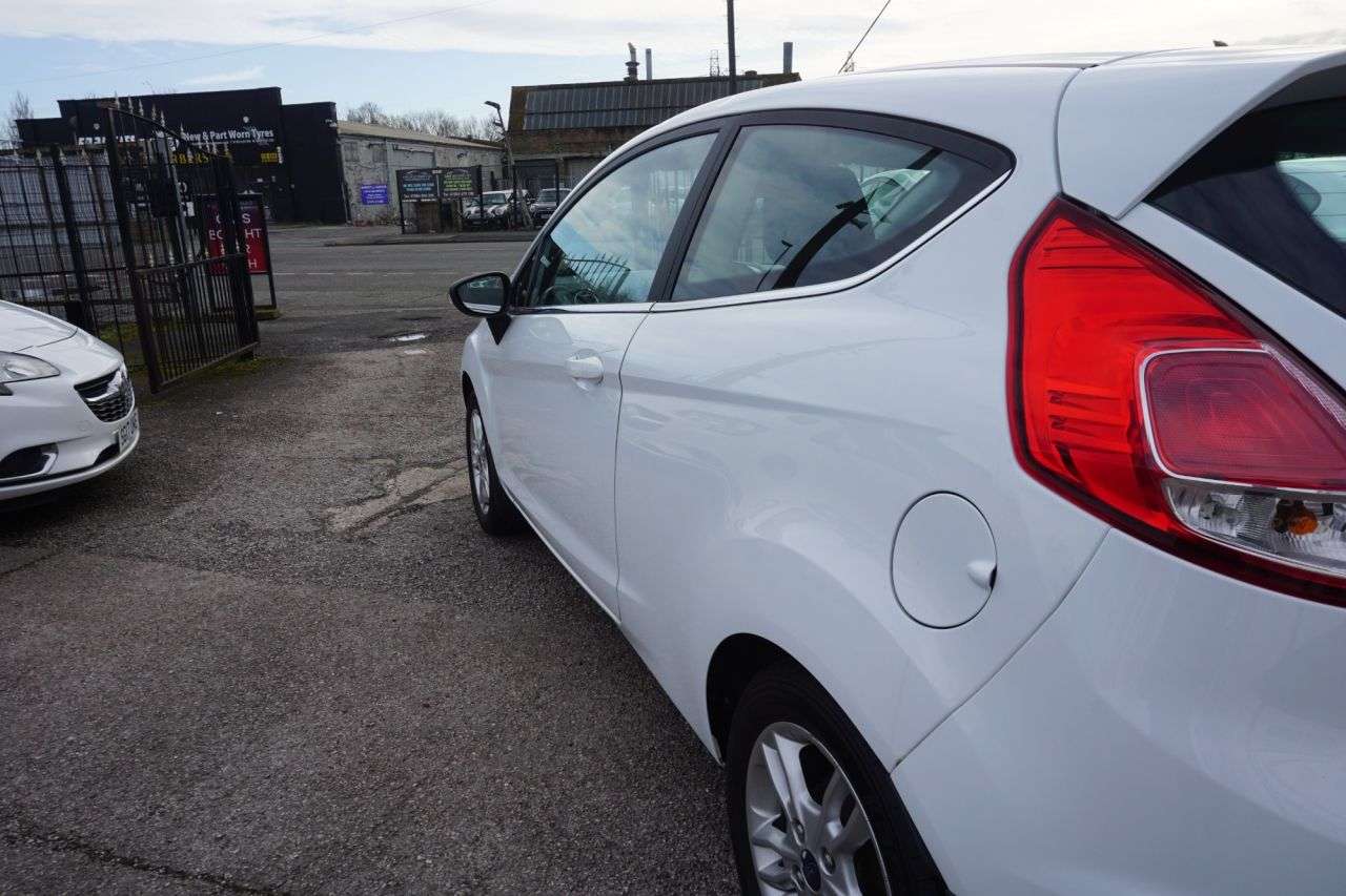 2015 FORD FIESTA 2015 FORD FIESTA