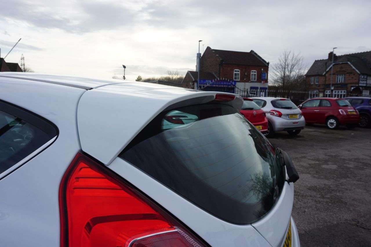 2015 FORD FIESTA 2015 FORD FIESTA