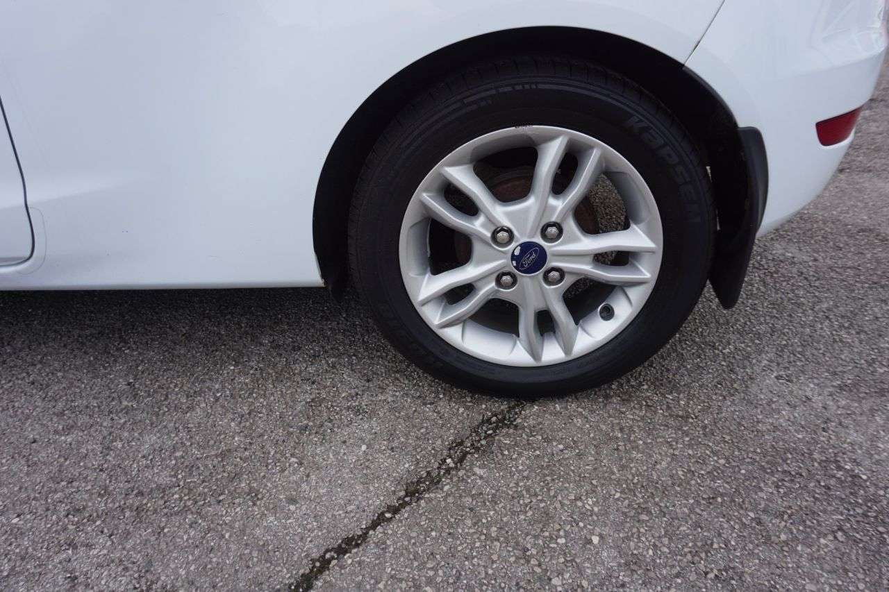 2015 FORD FIESTA 2015 FORD FIESTA