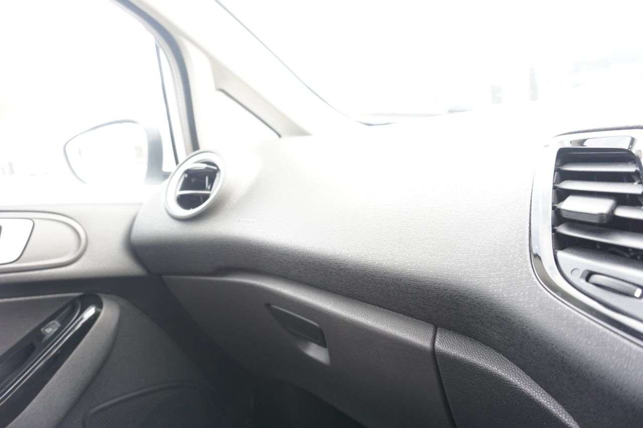 2015 FORD FIESTA 2015 FORD FIESTA