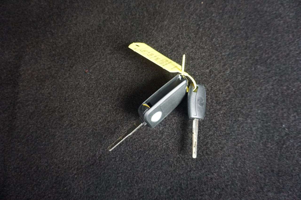 2015 FORD FIESTA 2015 FORD FIESTA