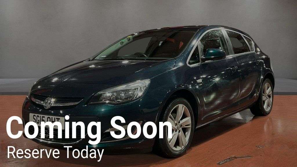 A 2015 VAUXHALL ASTRA 1.4i SRi Hatchback 5dr Petrol Manual Euro 6 (100 ps) A 2015 VAUXHALL ASTRA 1.4i SRi Hatchback 5dr Petrol Manual Euro 6 (100 ps)