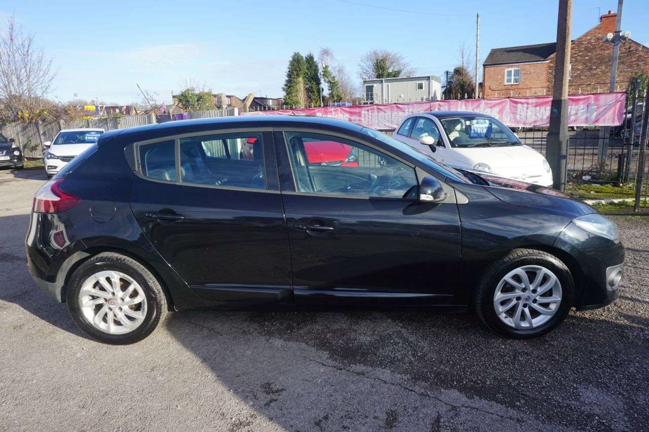 2015 RENAULT MEGANE 2015 RENAULT MEGANE