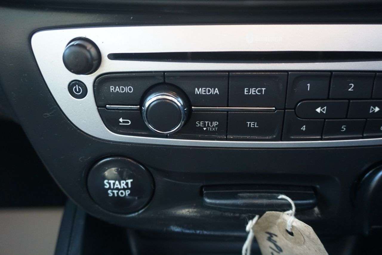 2015 RENAULT MEGANE 2015 RENAULT MEGANE