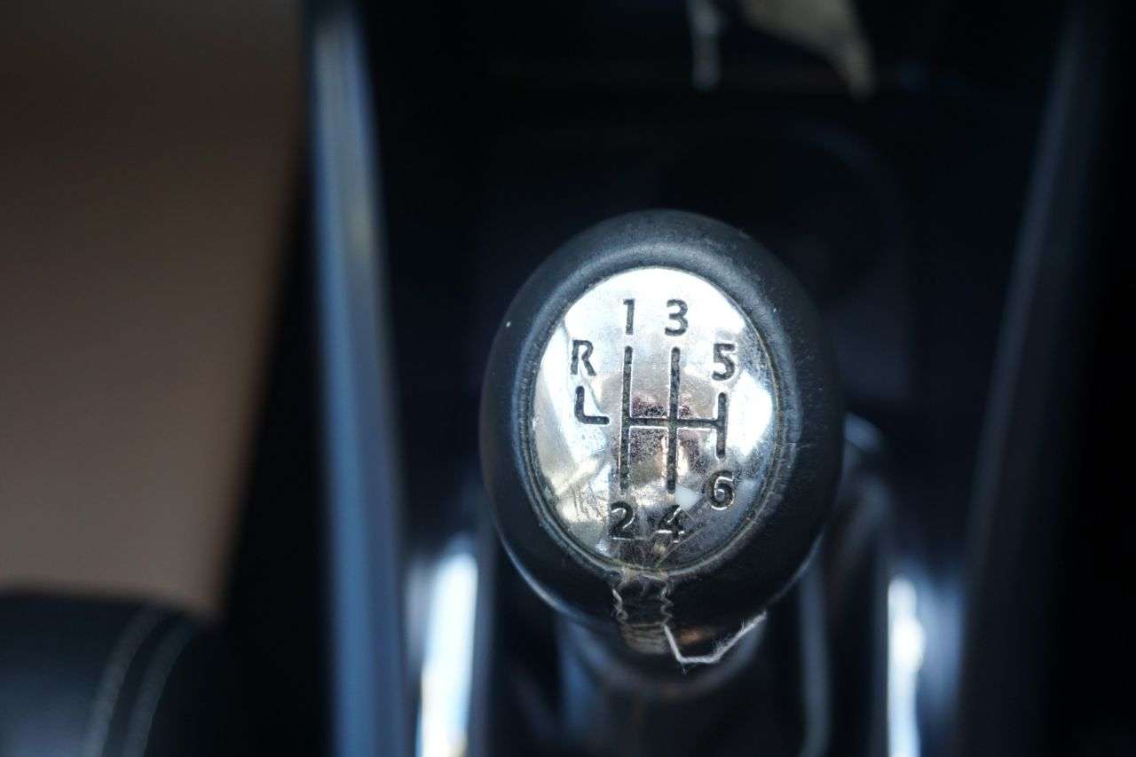 2015 RENAULT MEGANE 2015 RENAULT MEGANE