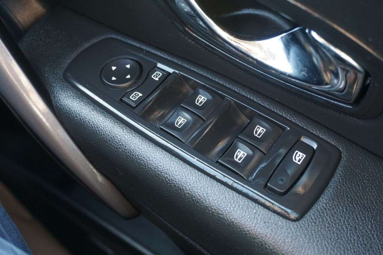 2015 RENAULT MEGANE 2015 RENAULT MEGANE