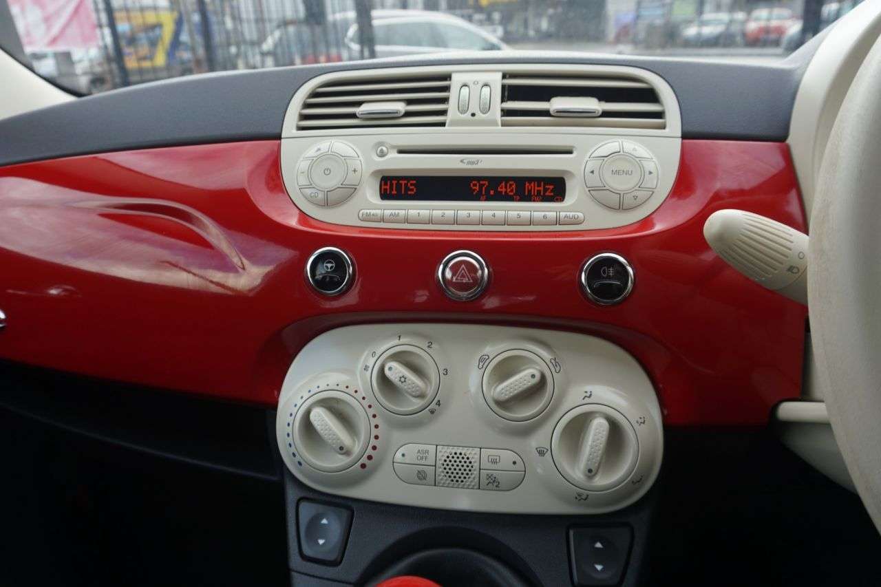 2015 FIAT 500 2015 FIAT 500