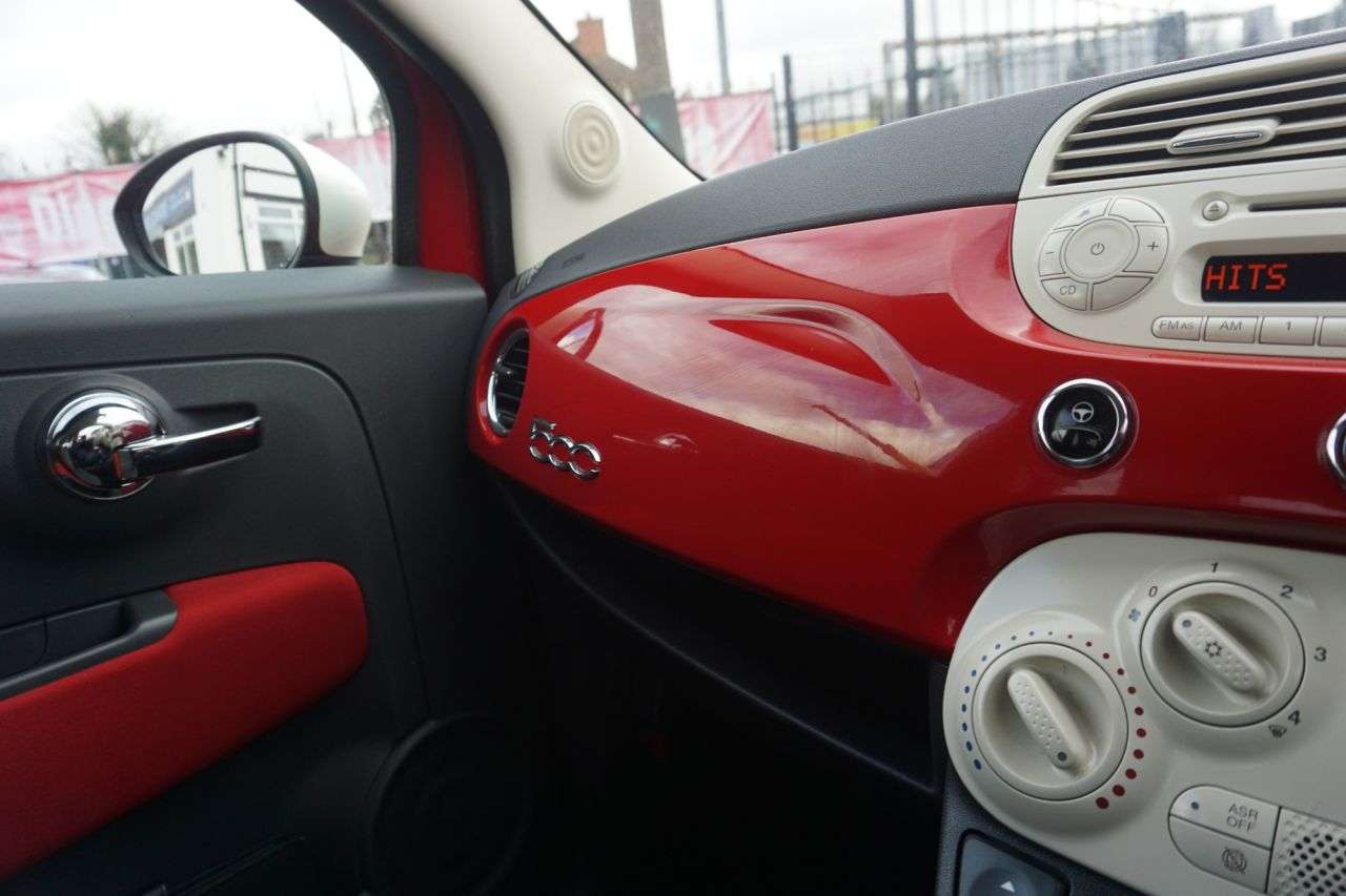 2015 FIAT 500 2015 FIAT 500