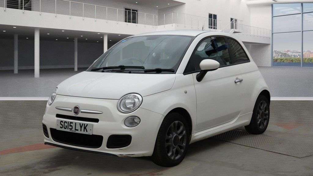 A 2015 FIAT 500 1.2 S Hatchback 3dr Petrol Manual Euro 6 (s/s) (69 bhp) Air Conditioning an A 2015 FIAT 500 1.2 S Hatchback 3dr Petrol Manual Euro 6 (s/s) (69 bhp) Air Conditioning an