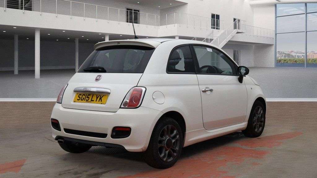 2015 FIAT 500 2015 FIAT 500