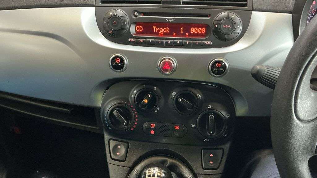 2015 FIAT 500 2015 FIAT 500