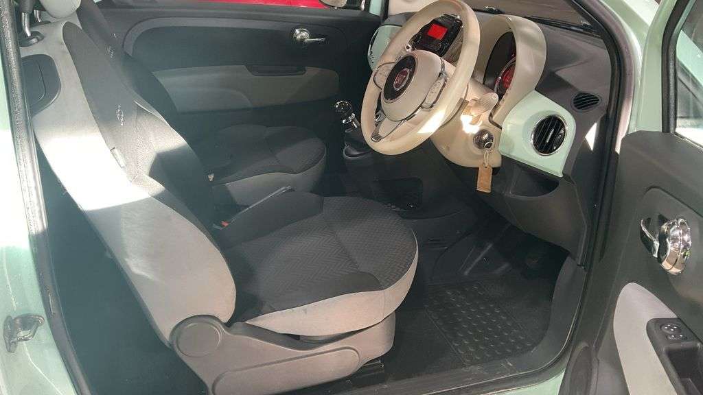 2016 FIAT 500 2016 FIAT 500