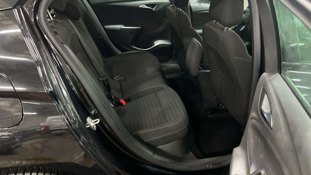 2018 VAUXHALL ASTRA 2018 VAUXHALL ASTRA