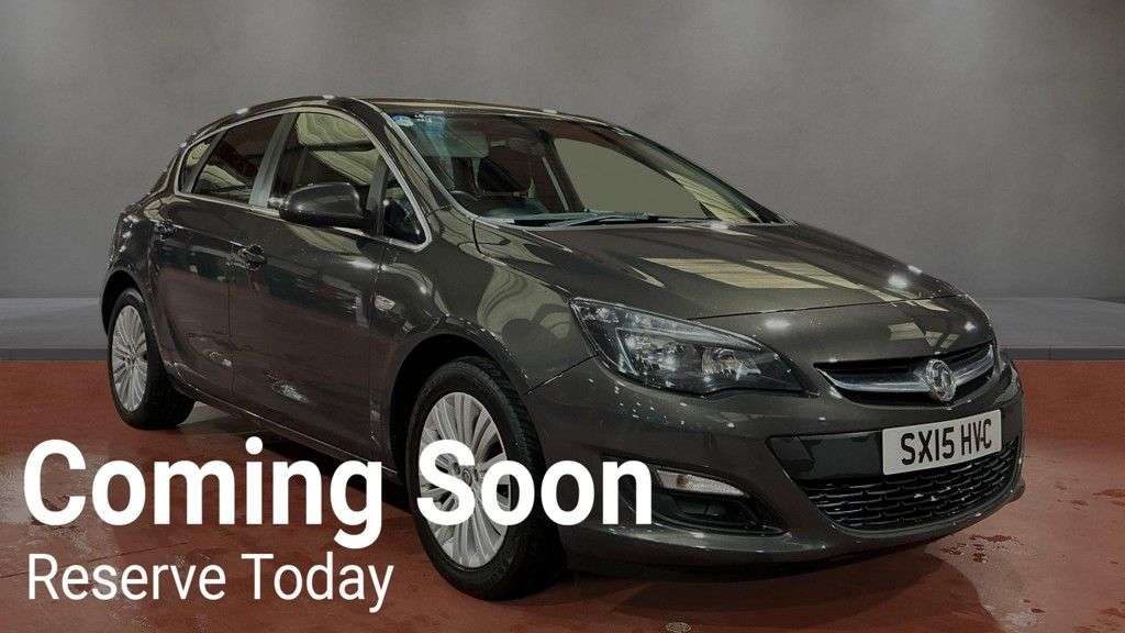 A 2015 VAUXHALL ASTRA 1.6i Excite Hatchback 5dr Petrol Manual Euro 6 (115 ps) Air Conditioning an A 2015 VAUXHALL ASTRA 1.6i Excite Hatchback 5dr Petrol Manual Euro 6 (115 ps) Air Conditioning an