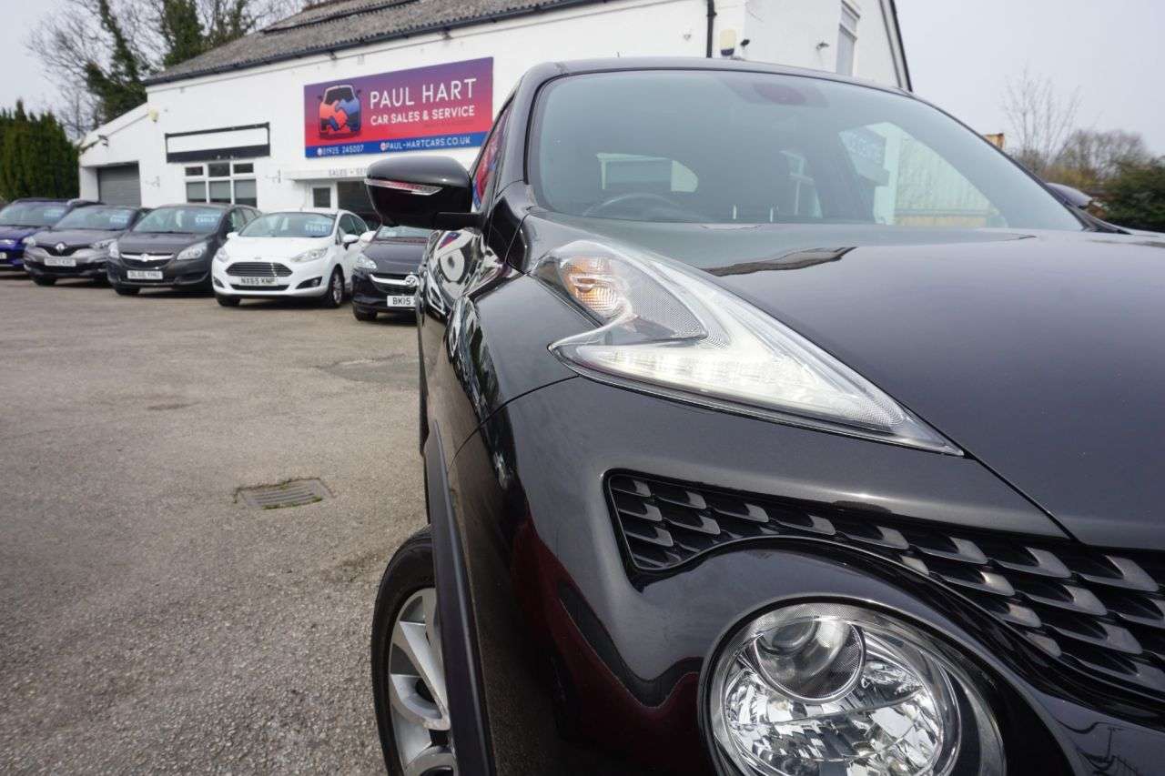 A 2015 NISSAN JUKE 1.5 dCi Tekna SUV 5dr Diesel Manual Euro 6 (s/s) (110 ps) Air Conditioning A 2015 NISSAN JUKE 1.5 dCi Tekna SUV 5dr Diesel Manual Euro 6 (s/s) (110 ps) Air Conditioning