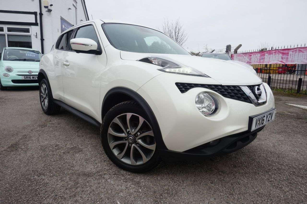 A 2016 NISSAN JUKE 1.5 dCi Tekna SUV 5dr Diesel Manual Euro 6 (s/s) (110 ps) 6 Speed, Leather, A 2016 NISSAN JUKE 1.5 dCi Tekna SUV 5dr Diesel Manual Euro 6 (s/s) (110 ps) 6 Speed, Leather,