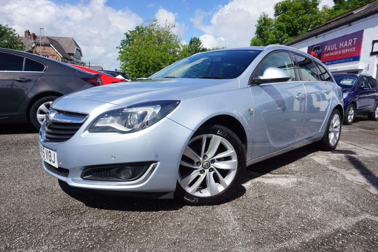 A 2015 VAUXHALL INSIGNIA 2.0 CDTi ecoFLEX SRi Nav Sports Tourer 5dr Diesel Manual Euro 5 (s/s) (140 A 2015 VAUXHALL INSIGNIA 2.0 CDTi ecoFLEX SRi Nav Sports Tourer 5dr Diesel Manual Euro 5 (s/s) (140