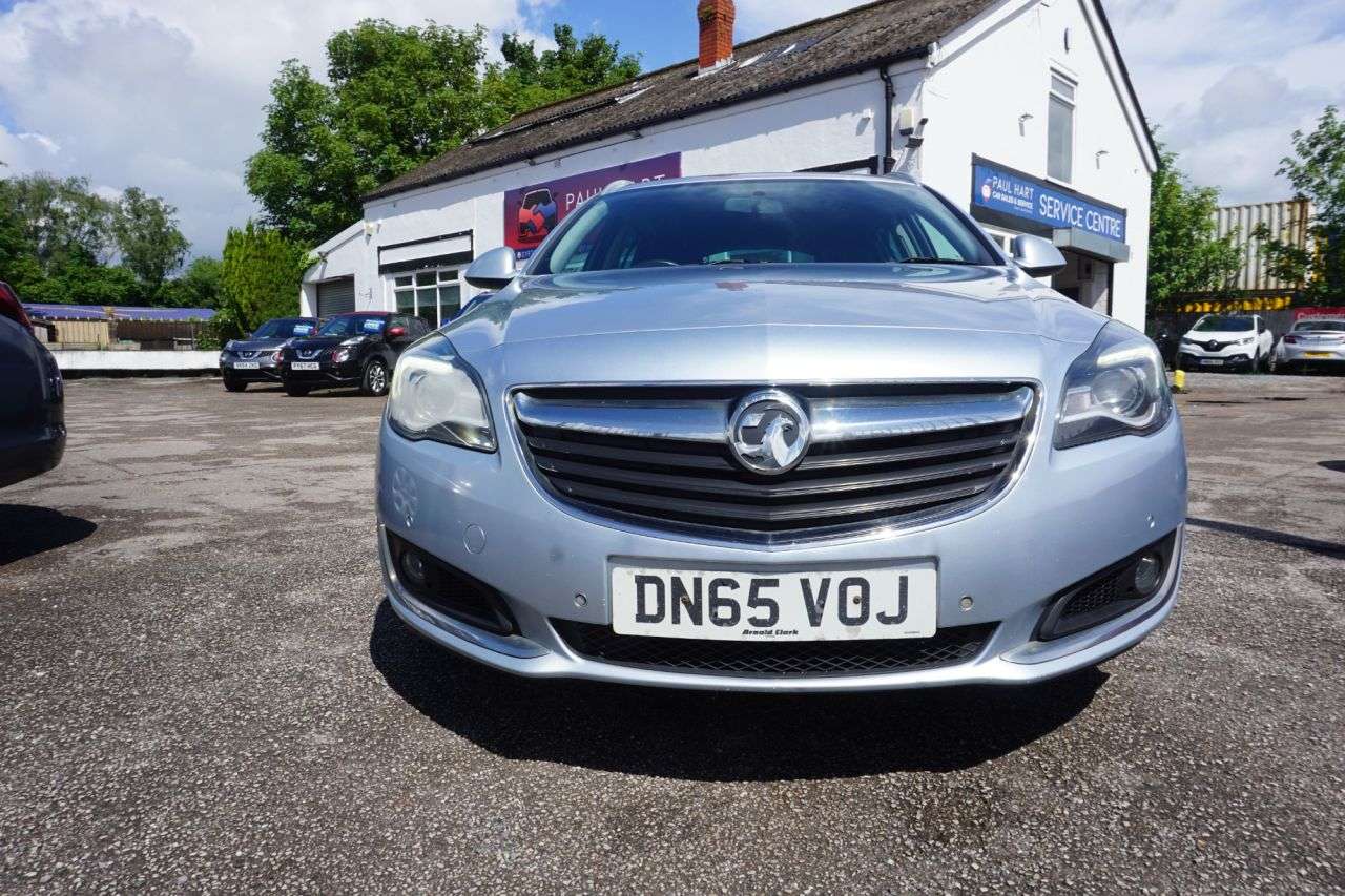 A 2015 VAUXHALL INSIGNIA 2.0 CDTi ecoFLEX SRi Nav Sports Tourer 5dr Diesel Manual Euro 5 (s/s) (140 A 2015 VAUXHALL INSIGNIA 2.0 CDTi ecoFLEX SRi Nav Sports Tourer 5dr Diesel Manual Euro 5 (s/s) (140