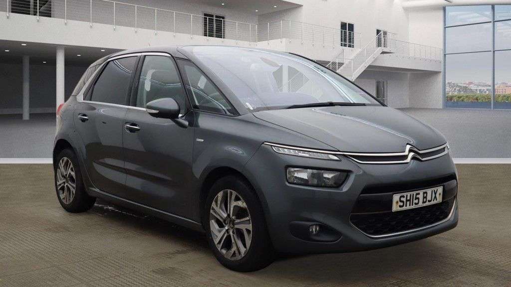 A 2015 CITROEN C4 PICASSO 1.6 e-HDi Exclusive+ MPV 5dr Diesel Manual Euro 5 (s/s) (115 ps) Air Condit A 2015 CITROEN C4 PICASSO 1.6 e-HDi Exclusive+ MPV 5dr Diesel Manual Euro 5 (s/s) (115 ps) Air Condit