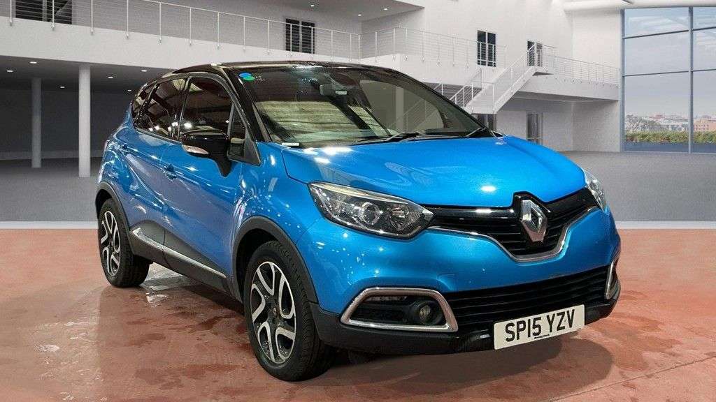 A 2015 RENAULT CAPTUR 1.5 dCi ENERGY Dynamique S MediaNav SUV 5dr Diesel Manual Euro 5 (s/s) (90 A 2015 RENAULT CAPTUR 1.5 dCi ENERGY Dynamique S MediaNav SUV 5dr Diesel Manual Euro 5 (s/s) (90