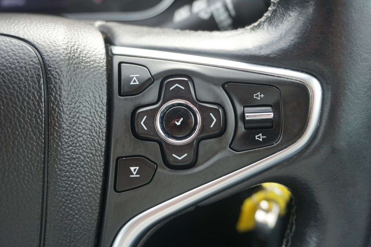 2015 VAUXHALL INSIGNIA 2015 VAUXHALL INSIGNIA