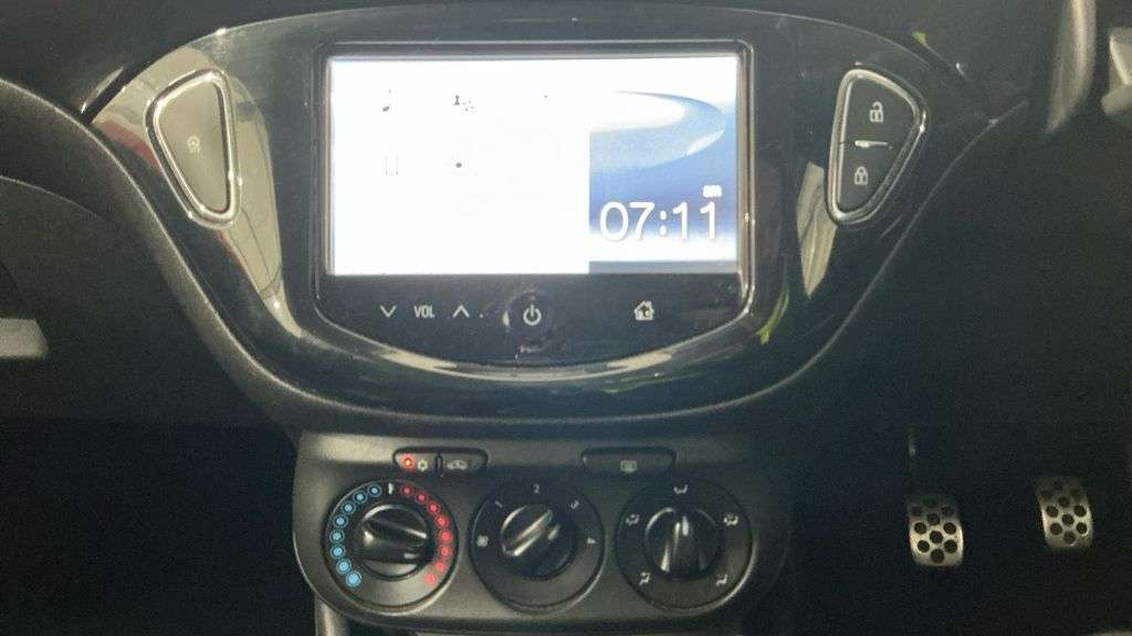 A 2015 VAUXHALL CORSA 1.2i Limited Edition Hatchback 3dr Petrol Manual Euro 6 (70 ps) Air Conditi A 2015 VAUXHALL CORSA 1.2i Limited Edition Hatchback 3dr Petrol Manual Euro 6 (70 ps) Air Conditi