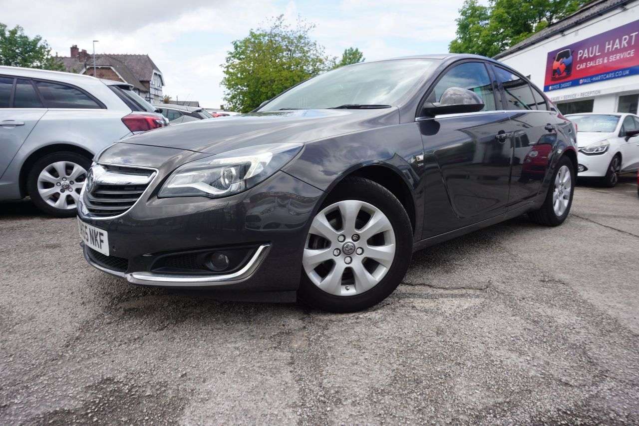 A 2015 VAUXHALL INSIGNIA 2.0 CDTi ecoFLEX SRi Hatchback 5dr Diesel Manual Euro 5 (s/s) (140 ps) 6 Sp A 2015 VAUXHALL INSIGNIA 2.0 CDTi ecoFLEX SRi Hatchback 5dr Diesel Manual Euro 5 (s/s) (140 ps) 6 Sp