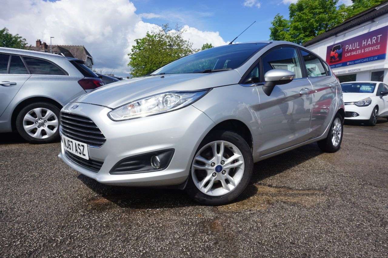 A 2017 FORD FIESTA 1.25 Zetec Hatchback 5dr Petrol Manual Euro 6 (82 ps) Air Conditioning and A 2017 FORD FIESTA 1.25 Zetec Hatchback 5dr Petrol Manual Euro 6 (82 ps) Air Conditioning and
